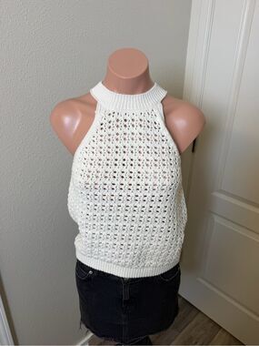 Universal Thread Cream Crochet Halter Knit Top Sz S